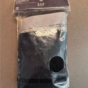 GAP Men's Black and Gray Boxer Briefs